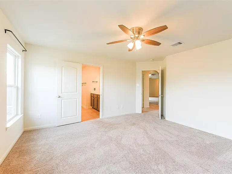 15238 Snowdrop Field Dr — Photo 19