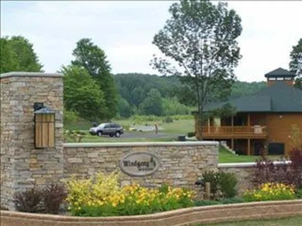963 Windsong Pl, Petoskey, MI 49770