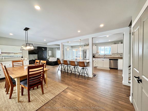 3rd image of 1099 Wilson Rd