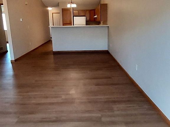 5th image of 1415 Broadway St #3