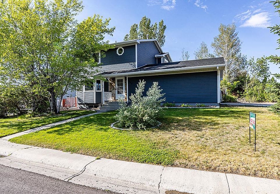 1st image of 416 Monarch Cir