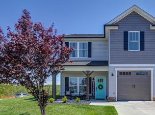 1413 Glade Springs Blvd, Forest, VA 24551