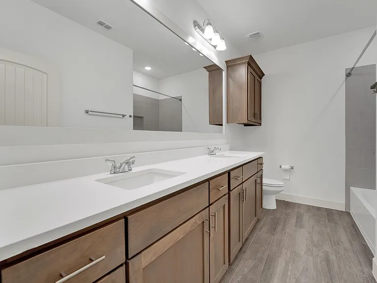 117 Community Dr — Photo 20