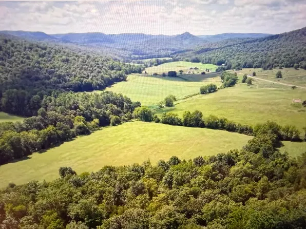 900 Parmleysville Rd, Monticello, KY 42633