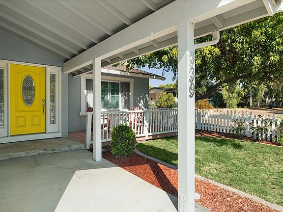 2nd image of 339 Viewpark Cir
