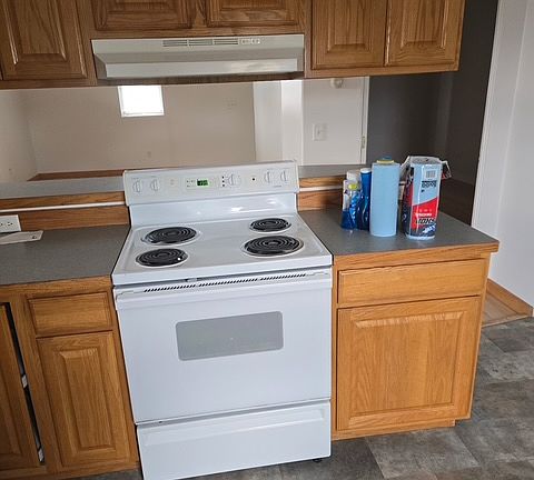 3rd image of 208 Huffman Ave #208