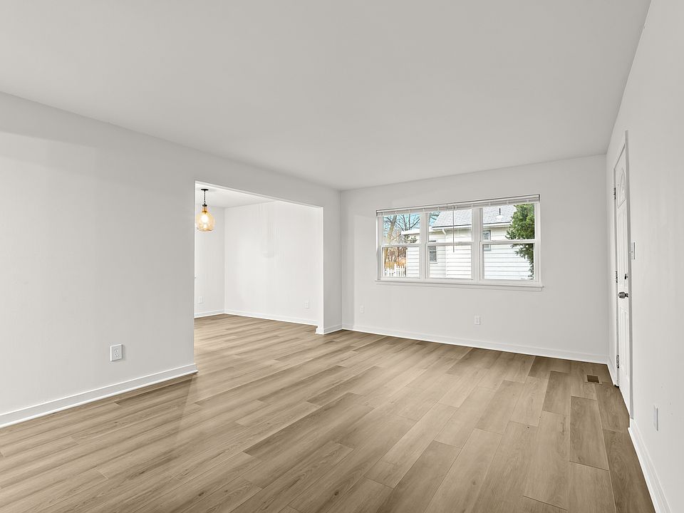 1st image of 1063 York St #1