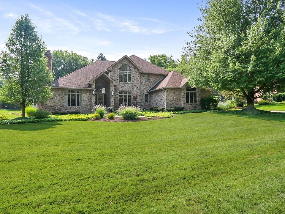 1st image of 4411 Thornbury Dr E