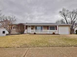 707 Bellflower Dr, Hazelwood, MO