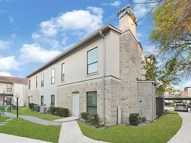 2425 Augusta Dr #29 — Photo 26