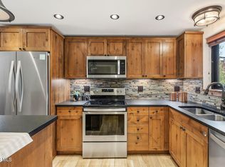 195 Gcr #702-2-204, Winter Park, CO 80482