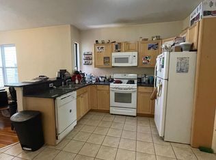 211 Highland Ave UNIT 2, Somerville, MA 02143