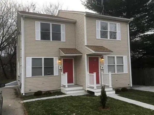86 Samoset Ave, Providence, RI 02909