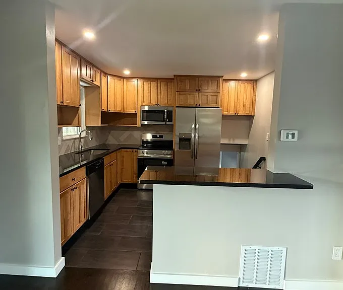 7404 Worthington Rd — Photo 10
