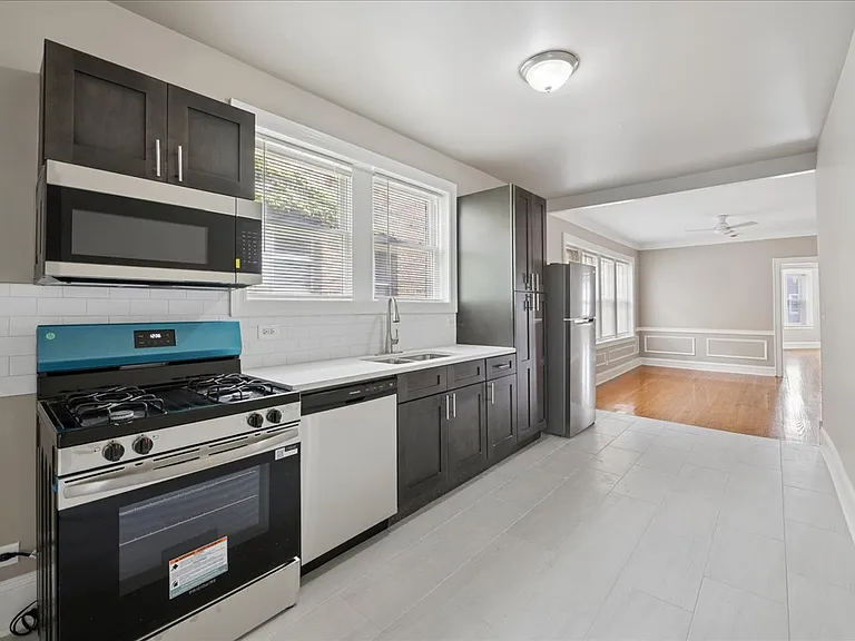 7730 S Essex Ave #1 — Photo 3