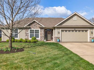 323 N Carver Ln, Lawrence, KS, 66049