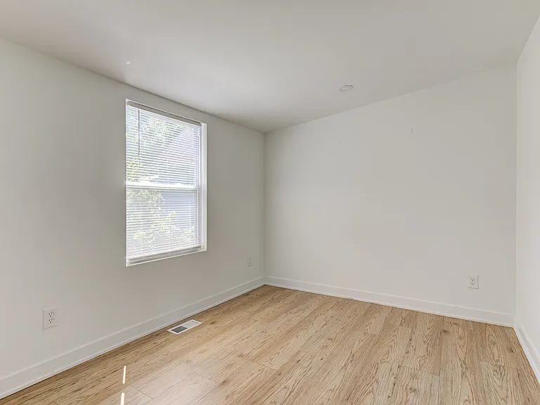 38 N Elder Ave #38 — Photo 11