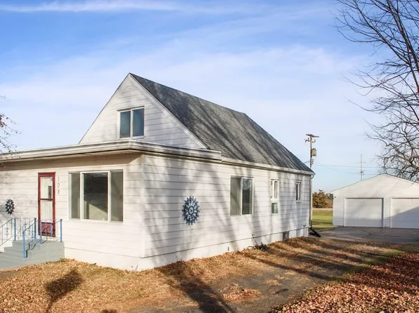 108 N Secor St, Bricelyn, MN 56014