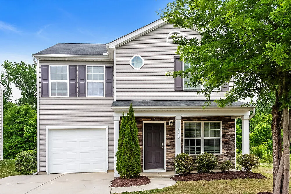 3 bed, 2.5 bath, 1696 sqft, $2,780 — Photo 1