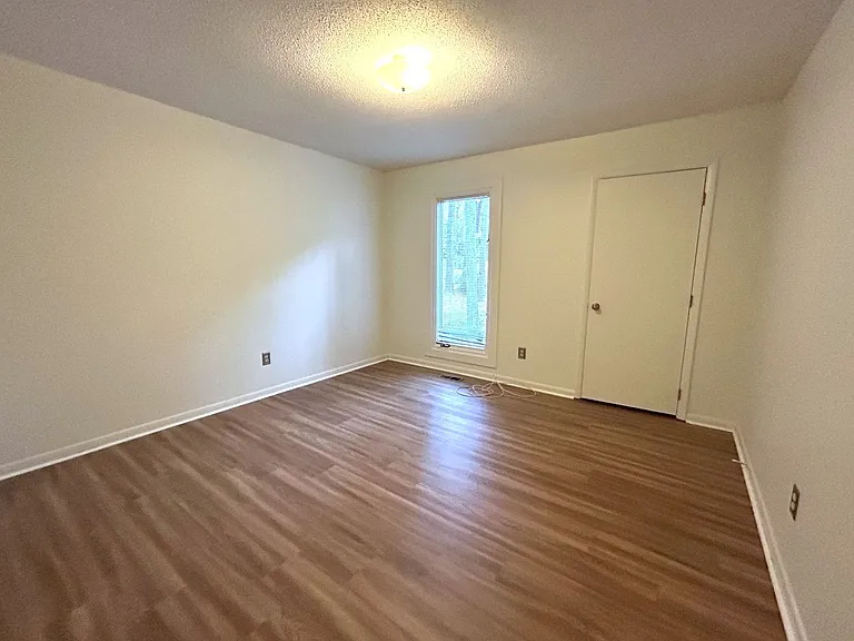 3112 Avondale Ct — Photo 11
