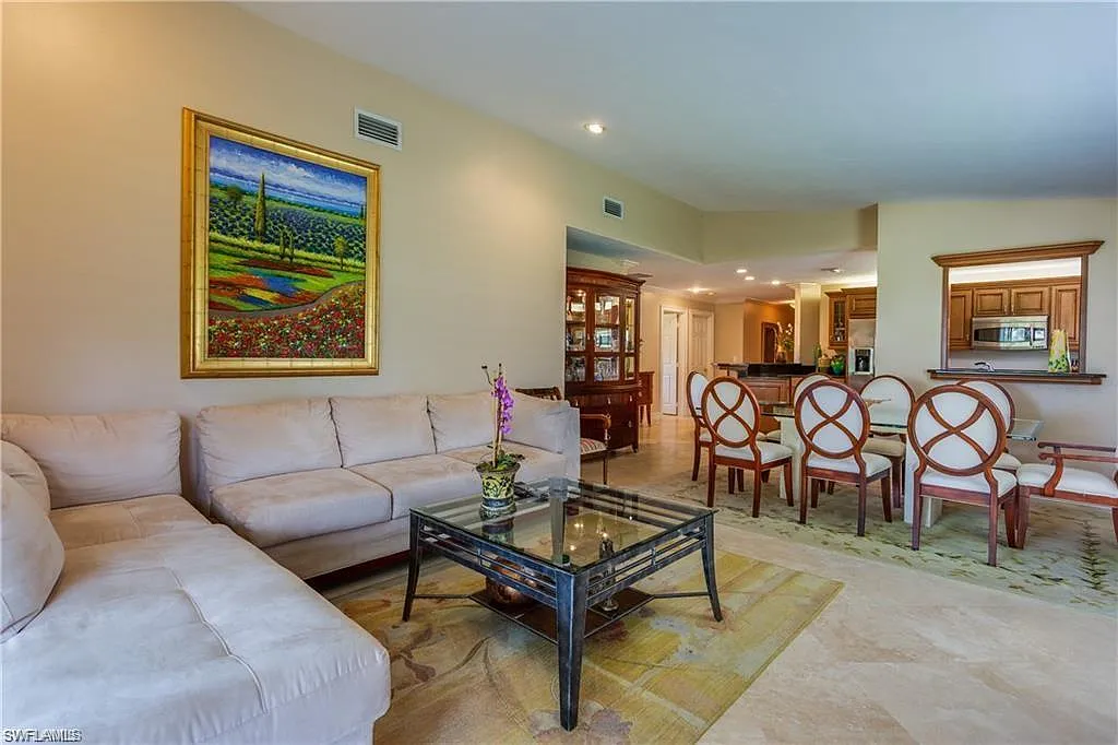 3 bed, 2.0 bath, 1411 sqft, $5,500 — Photo 4
