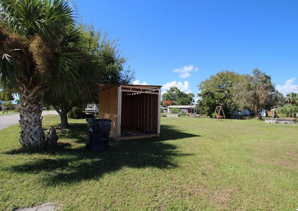 2nd image of 1117 Canal Way