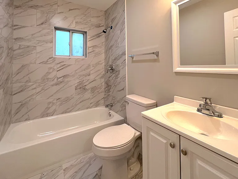 531 Gresham Park Dr #B — Photo 10