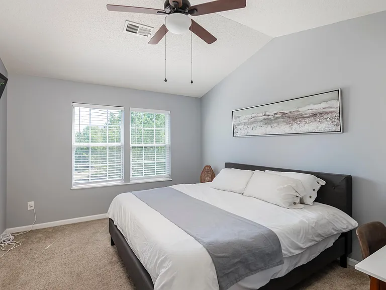 105 Curvewood Rd — Photo 16
