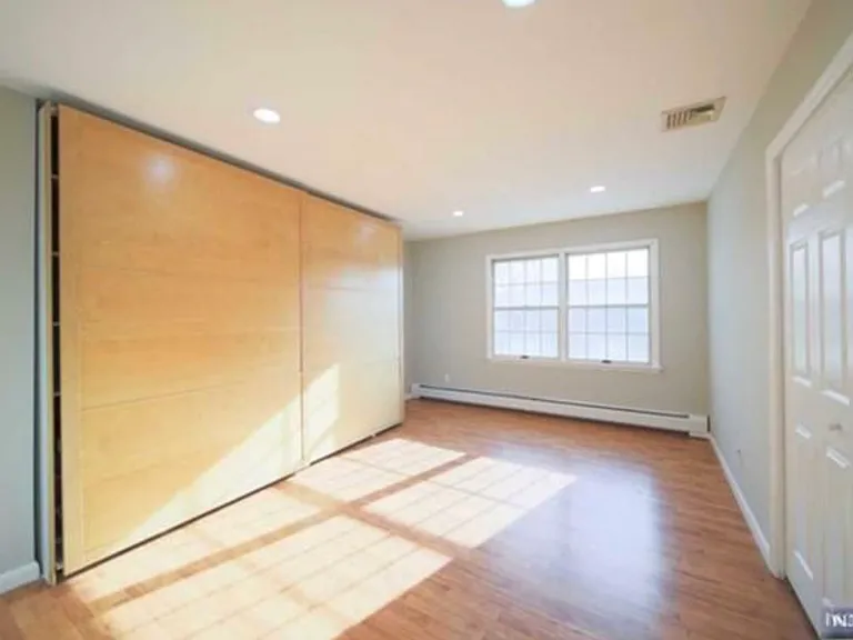 830 Elizabeth St #2 — Photo 16
