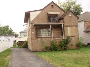 41 W Armitage Ave, Villa Park, IL 60181