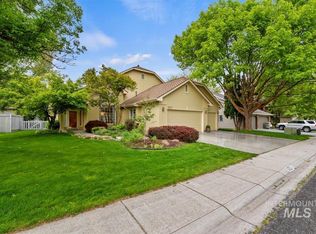 5627 N Riffle Way, Garden City, ID 83714