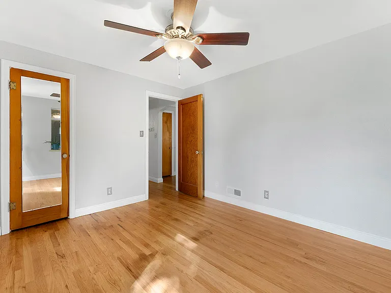 4301 Marshall St — Photo 21