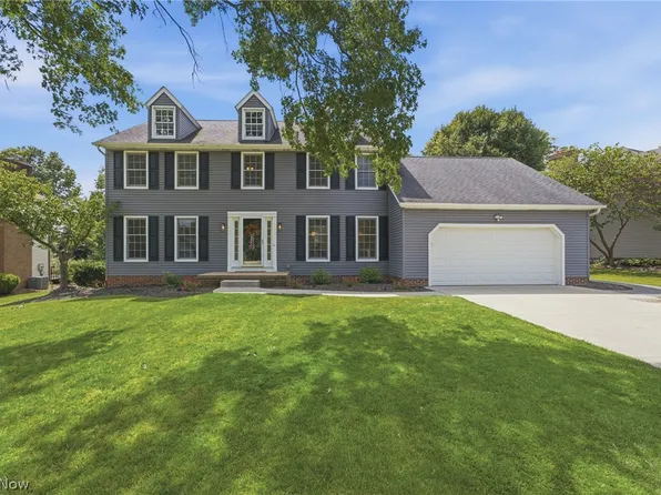 6093 Anchorport Cir NW, Canton, OH 44718