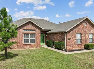 1300 Robins St, Pea Ridge, AR 72751