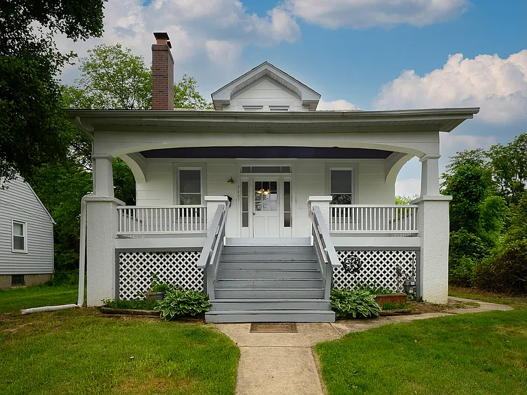 5407 Catalpha Rd — Photo 1