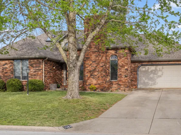 3994 N Pickwick Avenue, Springfield, MO 65803