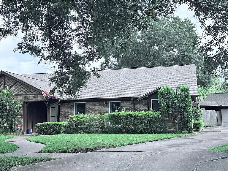 5151 Birdwood Rd — Photo 1