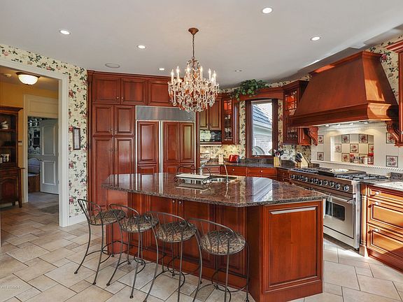 4th image of 39580 Orchard Bluff Ln