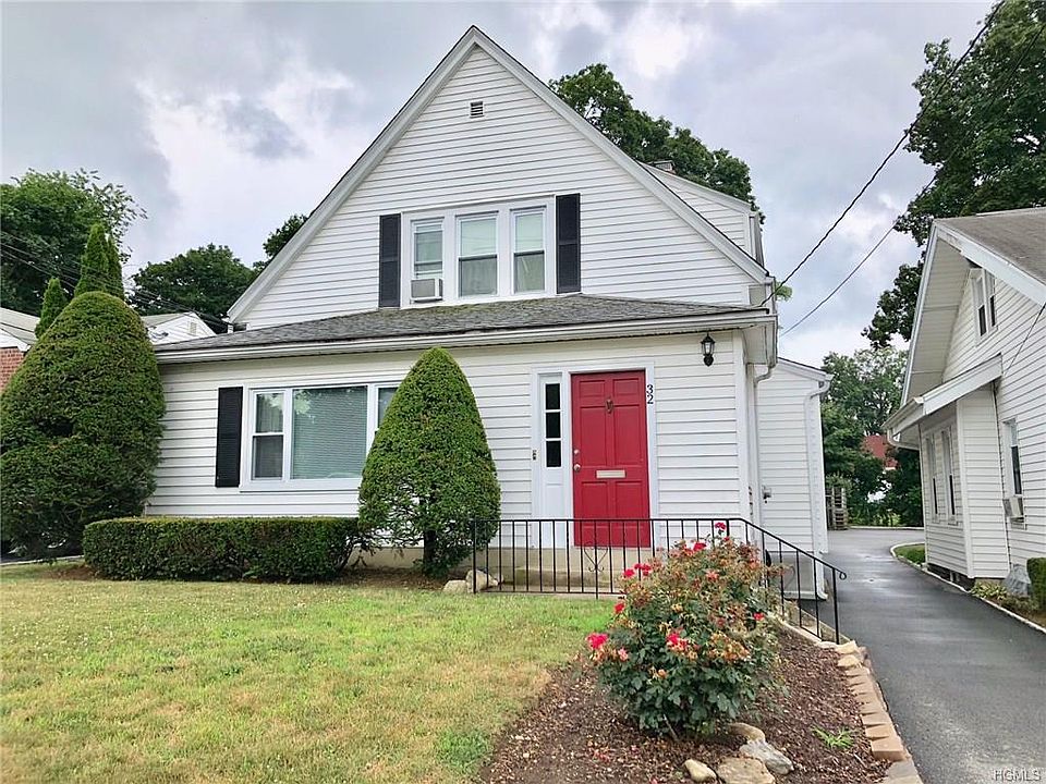 1st image of 32 Dover Ln
