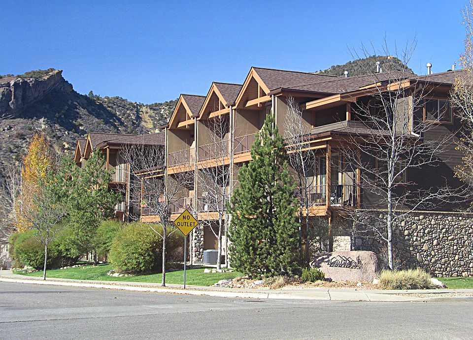 1st image of 1295 Escalante Dr Unit 29