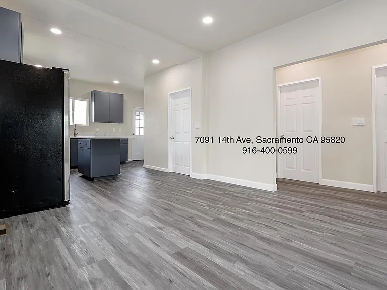 7091 14th Ave — Photo 2