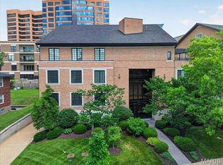 31 Brighton Way Condo, Saint Louis, MO 63105