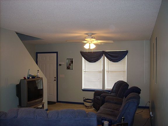 Living from Dining - blue trim now white