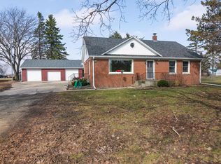 1416 55th Dr, Union Grove, WI 53182