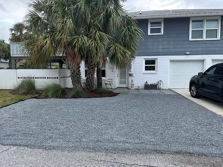 Overflow parking (1 additional spot for each unit)