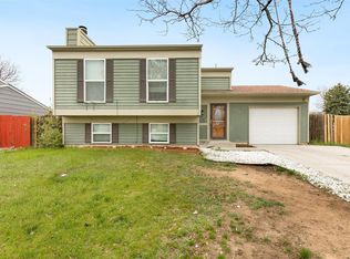 1908 Cathay Ct, Aurora, CO 80011