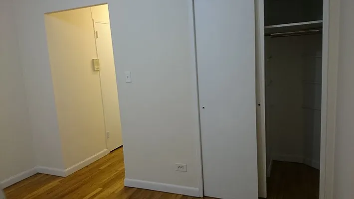 Rented by Sky Management | media 27