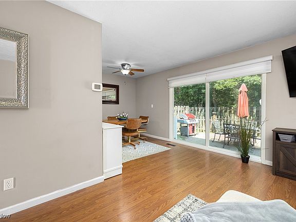 5th image of 9291 Sussex Dr