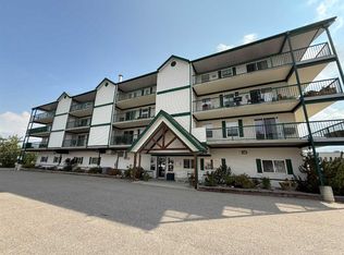228 E Pembina Ave #204, Hinton, AB T7V 0A5