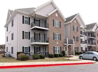 6508 Ridenour Way E APT 2C, Sykesville, MD 21784